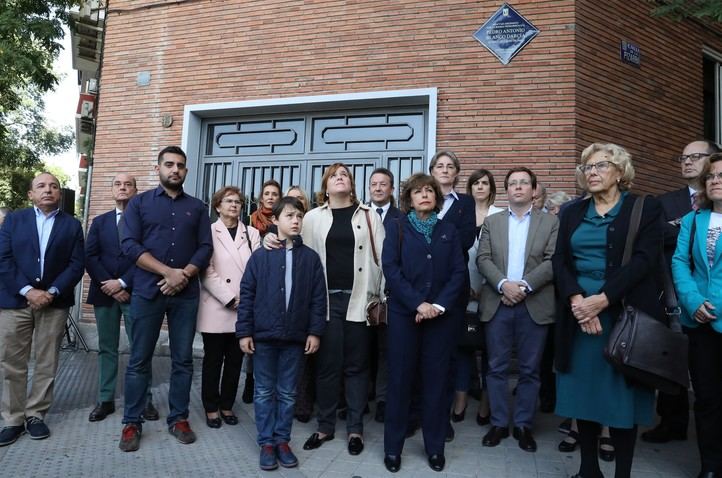 Placa en memoria a Pedro Antonio Blanco, asesinado por ETA en el año 2000.