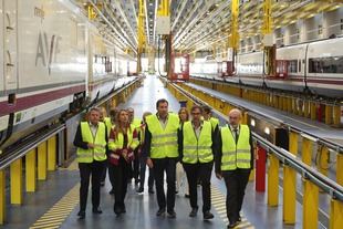Renfe invertirá mil millones de euros en renovar sus talleres y mejorar el mantenimiento de sus trenes