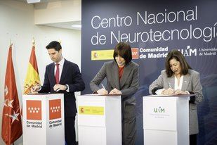 Firma del convenio del Centro Nacional de Neurotecnología