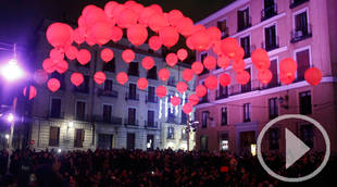 "Constelaciones" un espectaculo de globos y luz en La Plaza de la Villa
