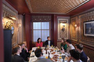 Isabel Díaz Ayuso durante su encuentro con representantes de think tanks británicos.