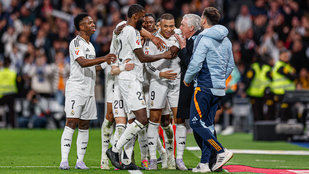 Mbappé mantiene viva la llama