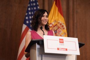 Ayuso anuncia en Miami que la nueva ley regional de universidades tendrá 'un modelo estable de financiación'