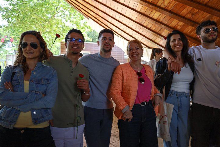 En el centro de la imagen, Miguel Fuentes, el portavoz de Más Madrid en Parla expulsado por el partido