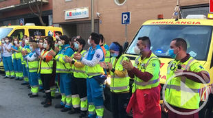 Aplausos en honor al médico del SUMMA fallecido por Covid-19