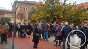 Los vecinos de Hortaleza se concentran para evitar la construcción de un gimnasio