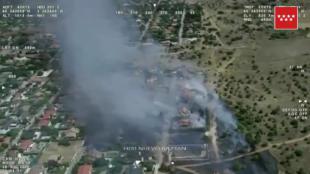 Estabilizado un incendio en Villar del Olmo cercano a viviendas de la urbanización Eurovillas