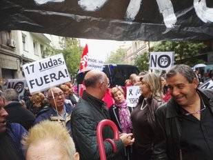 El 'sanchismo' revive a las puertas de Ferraz