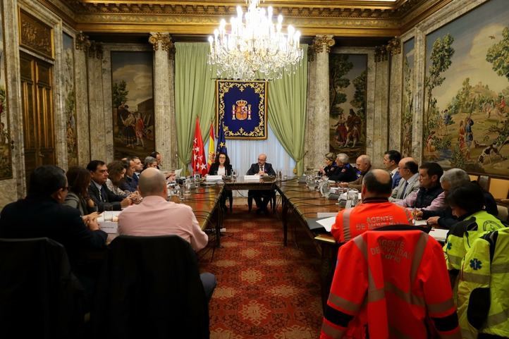 Reunión en Delegación del Gobierno para el Plan Navidad 2024
