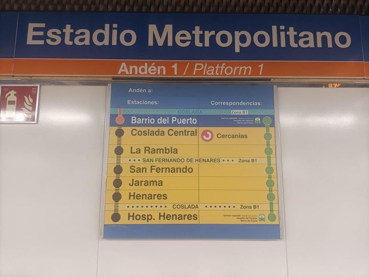 Andén de la línea 7B de Metro