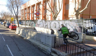 Cierra por obras el tramo de la L7 entre García Noblejas y Metropolitano