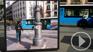 El día a día de la calle, en una exposición fotográfica en la Plaza de Isabel II
