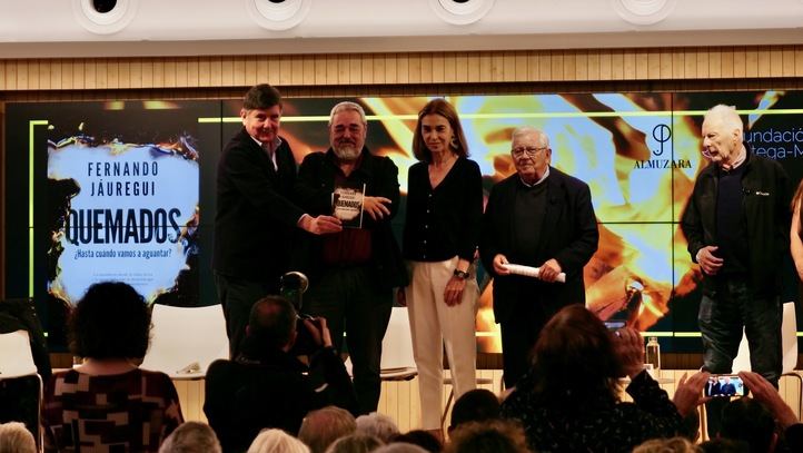 Presentación de Quemados, nuevo libro de Fernando Jáuregui, en la Fundación Ortega Marañón