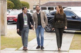 Garriga denuncia que el Gobierno "ha destapado su peor cara" y crítica al PP por no liderar la oposición