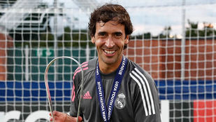 Raúl González pone fin a su etapa como técnico en la cantera del Real Madrid