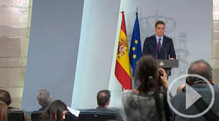 Sánchez reconoce a Juan Guaidó para que organice elecciones