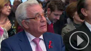 Jesús Sánchez Martos recibe uno de los once Premios TEVA foro Social por humanizar la sanidad madrileña