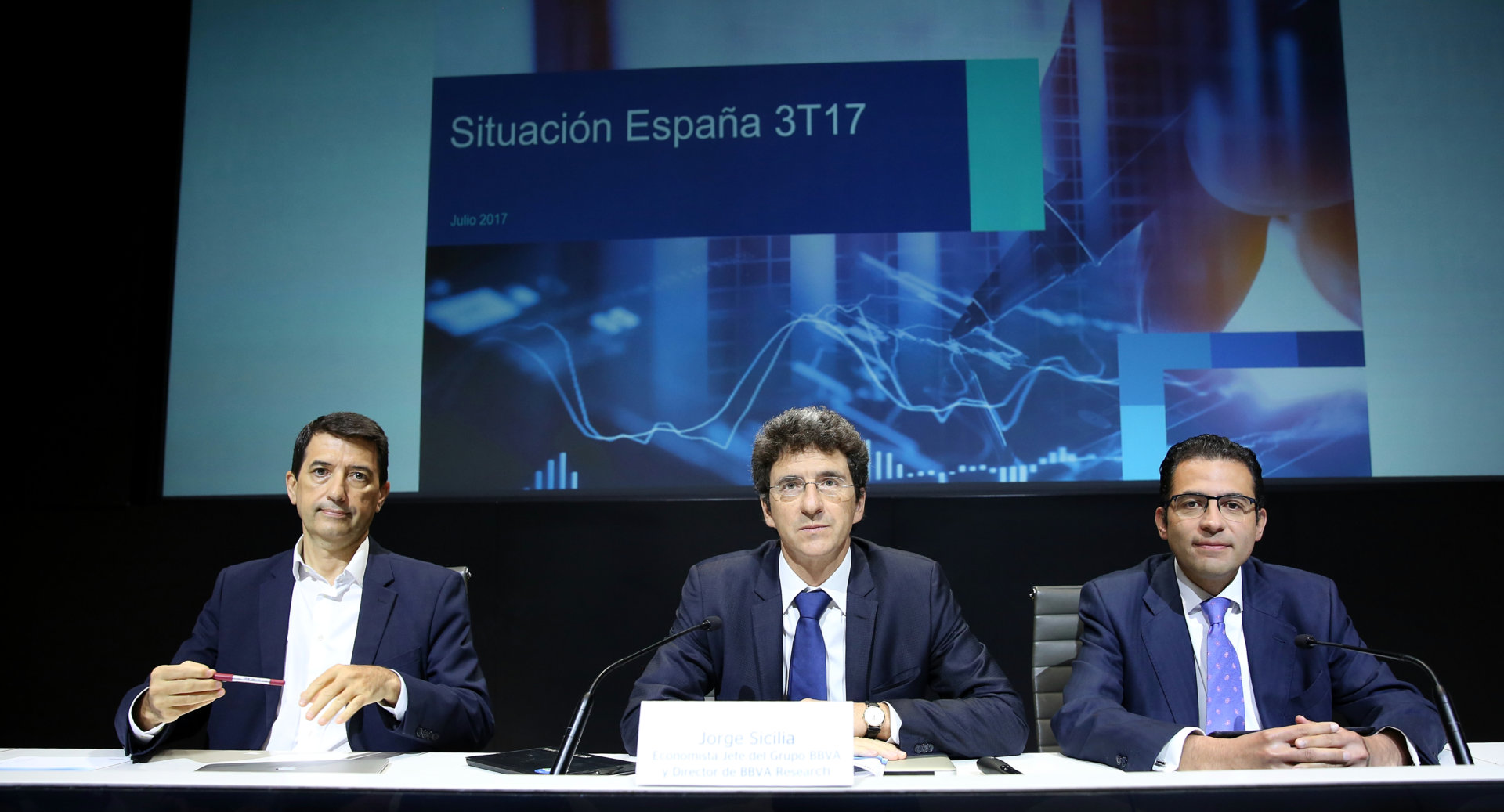 BBVA Research asegura que la recuperación se acelera, con un crecimiento del PIB del 3,3% en 2017