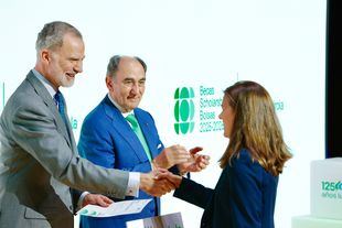 Su Majestad el Rey e Ignacio Galán entregan las becas de Iberdrola