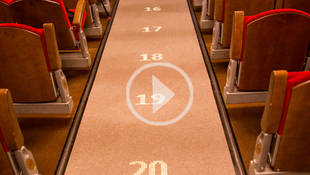 Llega la luz al Teatro Gran Vía de Madrid