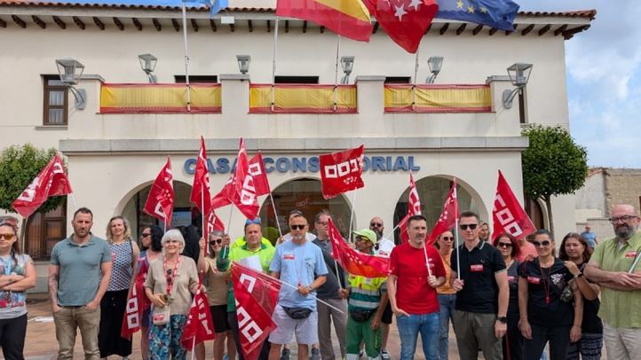 Trabajadores de saneamiento urbano de Sevilla la Nueva