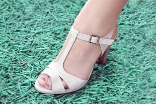 Tendencia: calzado femenino para impactar