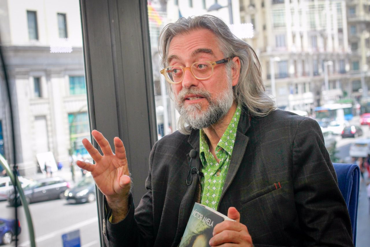 Víctor Amela