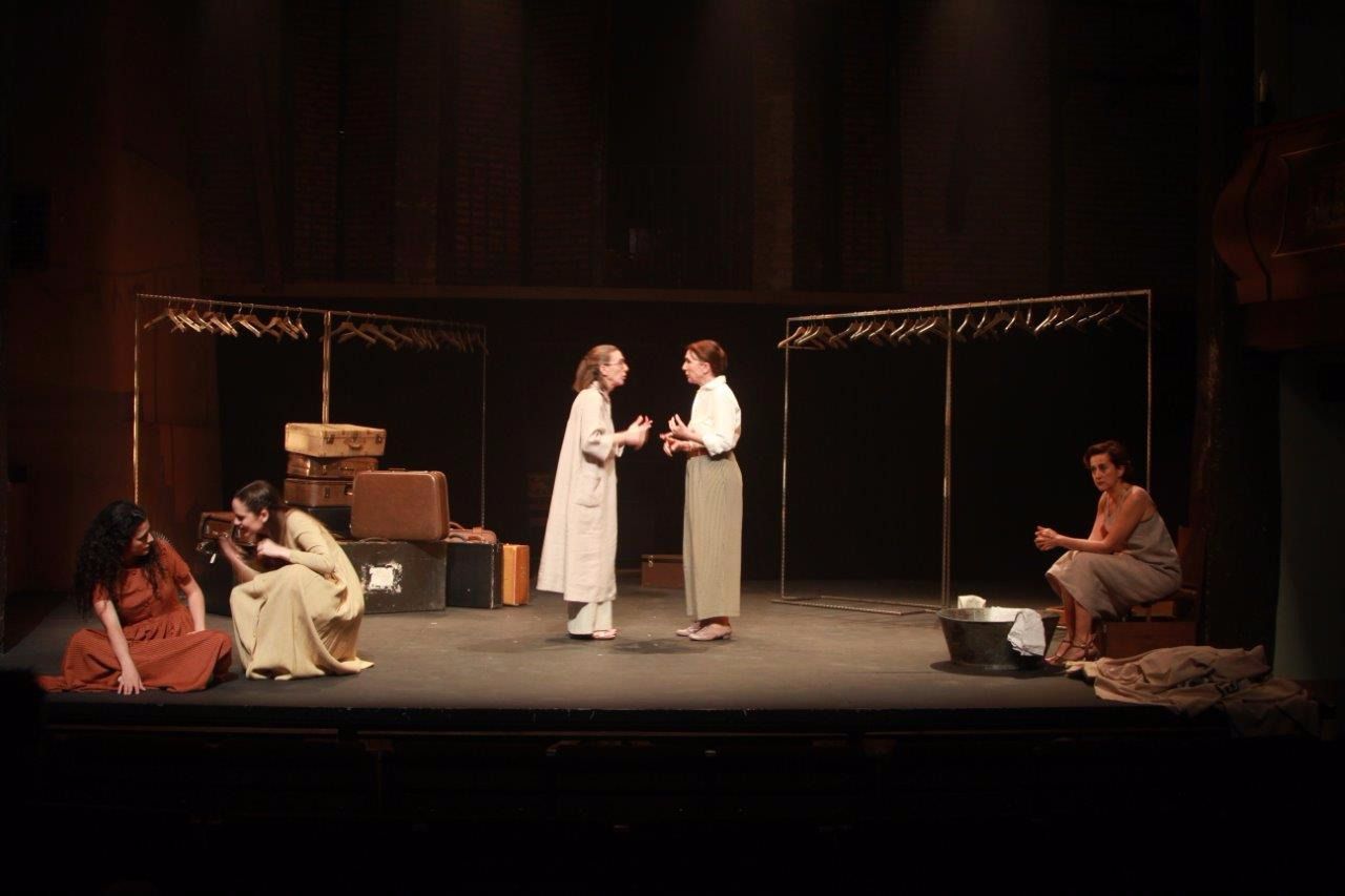 'Las Cervantas' en las Naves del Español en Matadero