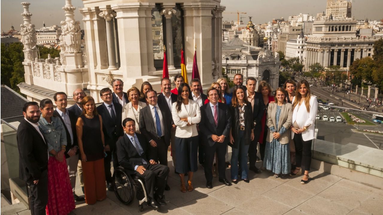 El equipo de Gobierno del Ayuntamiento (PP y Cs), al completo. (Foto: Chema Barroso)