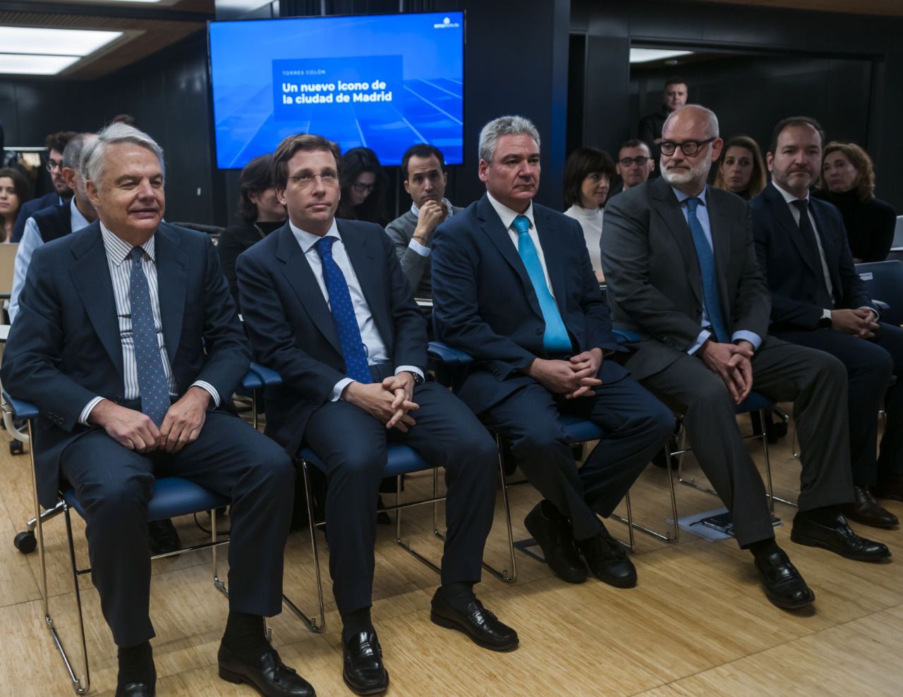 De izquierda a derecha: Ignacio Garralda, José Luis Martínez-Almeida, Luis Vidal, Emilio Colomina y Mariano Fuentes. 