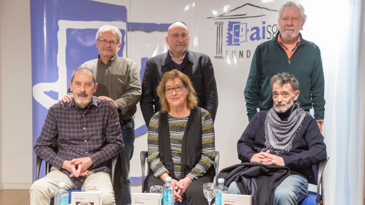 Los autores de las memorias con sus padrinos