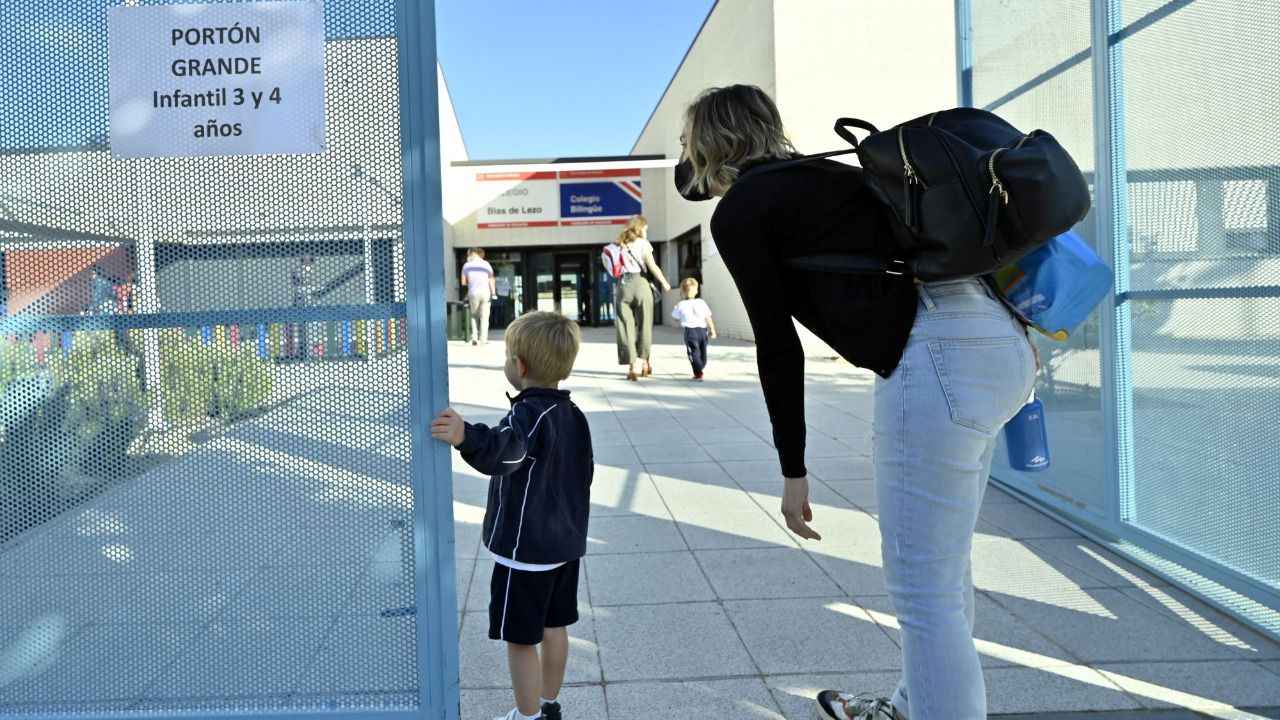 Alumnos de un colegio de Madrid, el día del regreso a las aulas en el mes de septiembre
