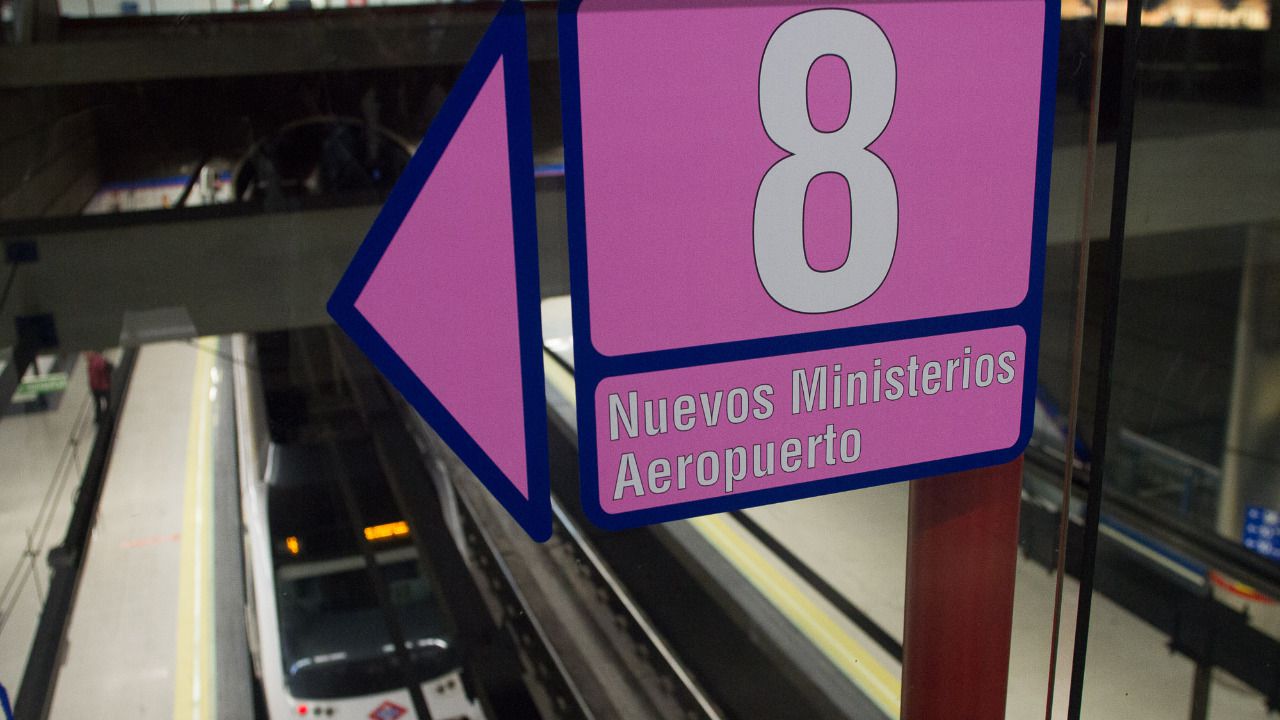 Línea 8 de Metro 
