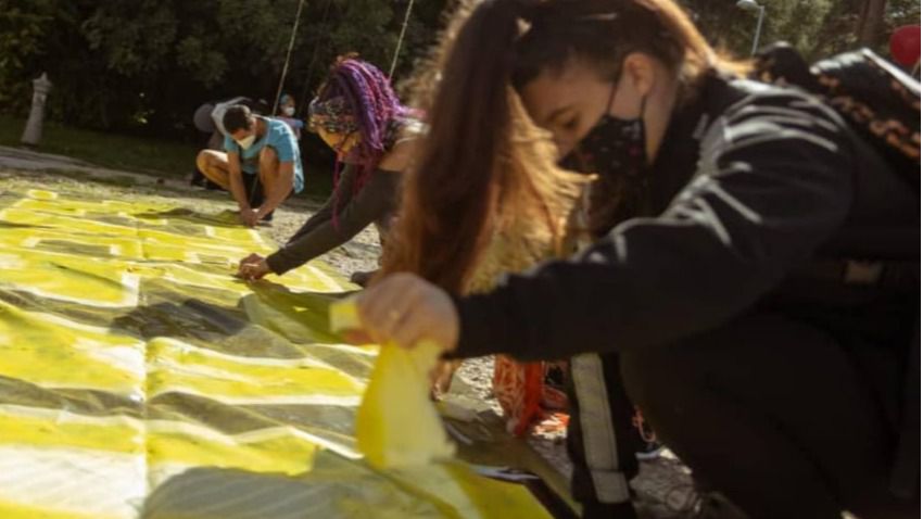 Irene Valiente en un acto de la AV La Nueva Elipa