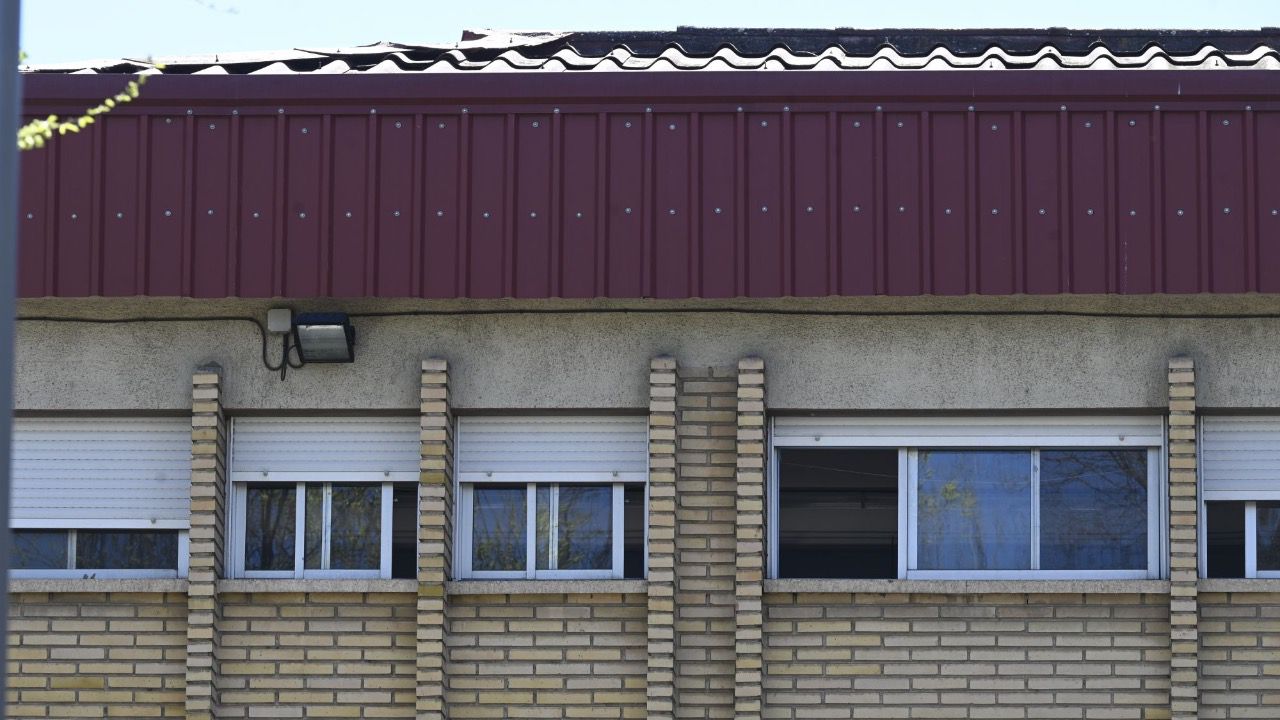 El colegio Meseta de Orcasitas, uno de los que presenta amianto en Madrid. (Autor: Chema Barroso)
