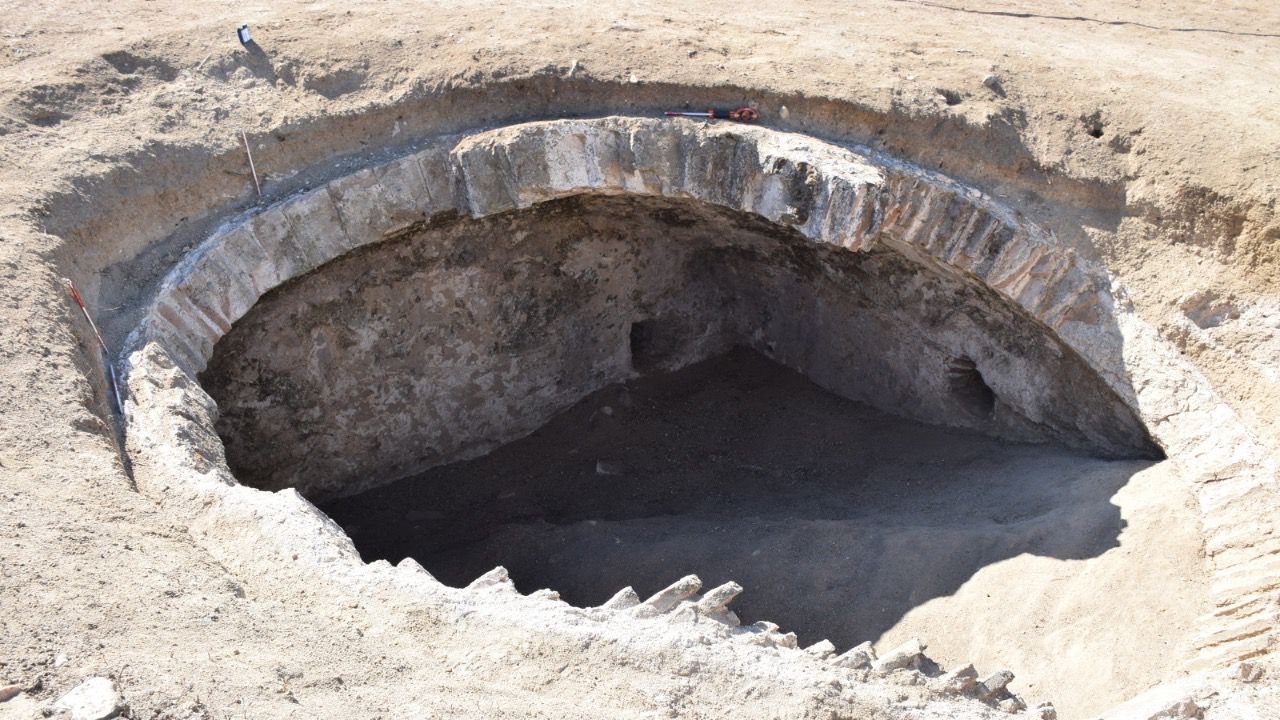 Arco del aljibe mayor, ubicado en la vía pecuaria de Cueva de la Mora (Autor: Ecologistas en Acción)