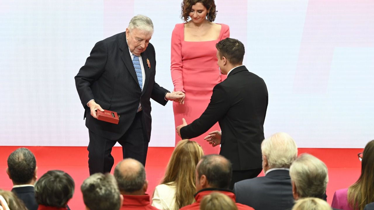 Luis María Ansón, periodista