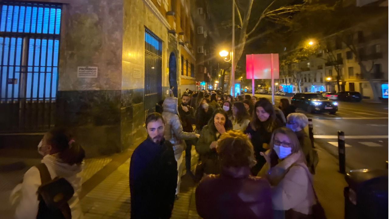 Largas colas para votar durante las elecciones al Codem (Autor: Iniciativa Enfermera)