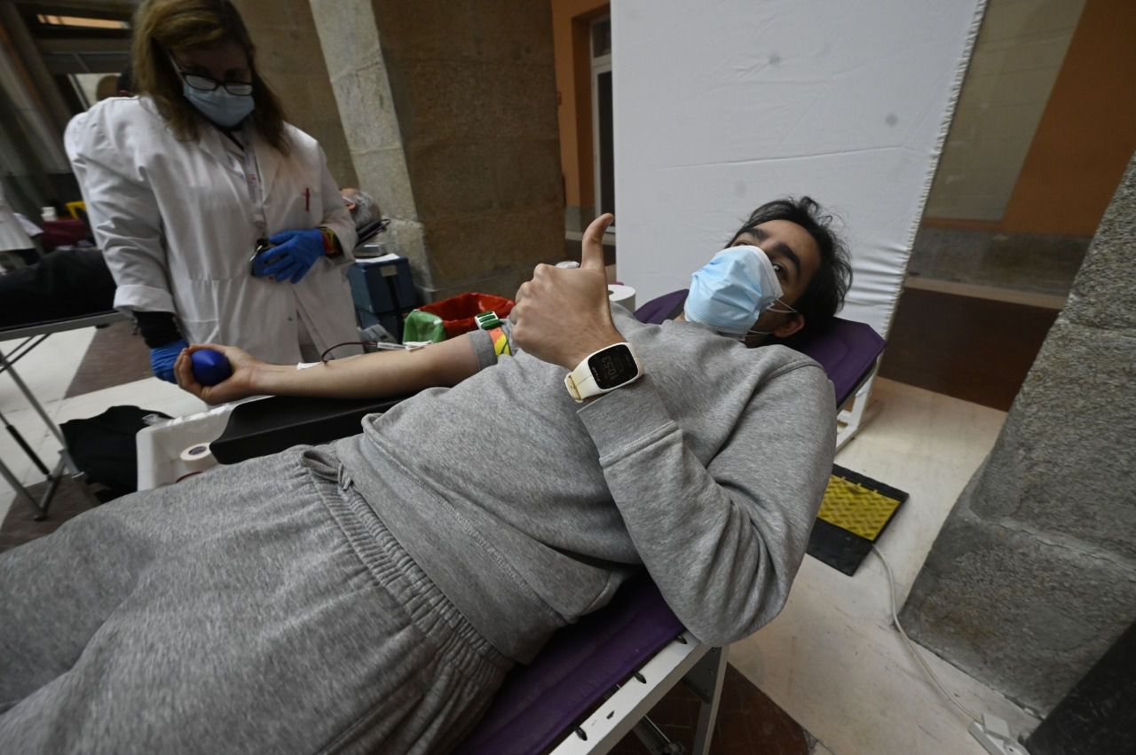 Donante durante un maratón celebrado en la Real Casa de Correos de Madrid (Foto: Chema Barroso)