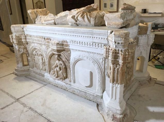 Proceso de recuperación del sepulcro (Foto: ECRA)