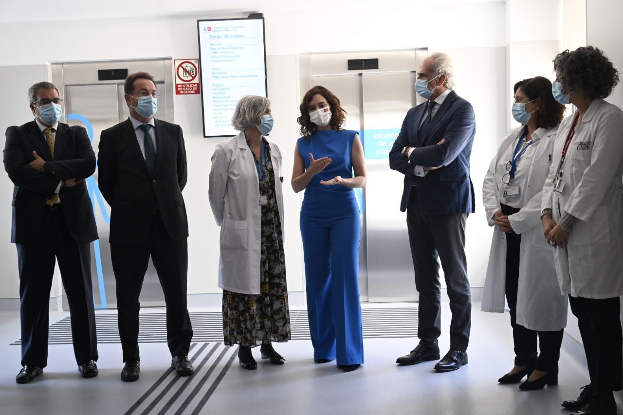 Isabel Díaz Ayuso junto a Enrique Ruiz Escudero