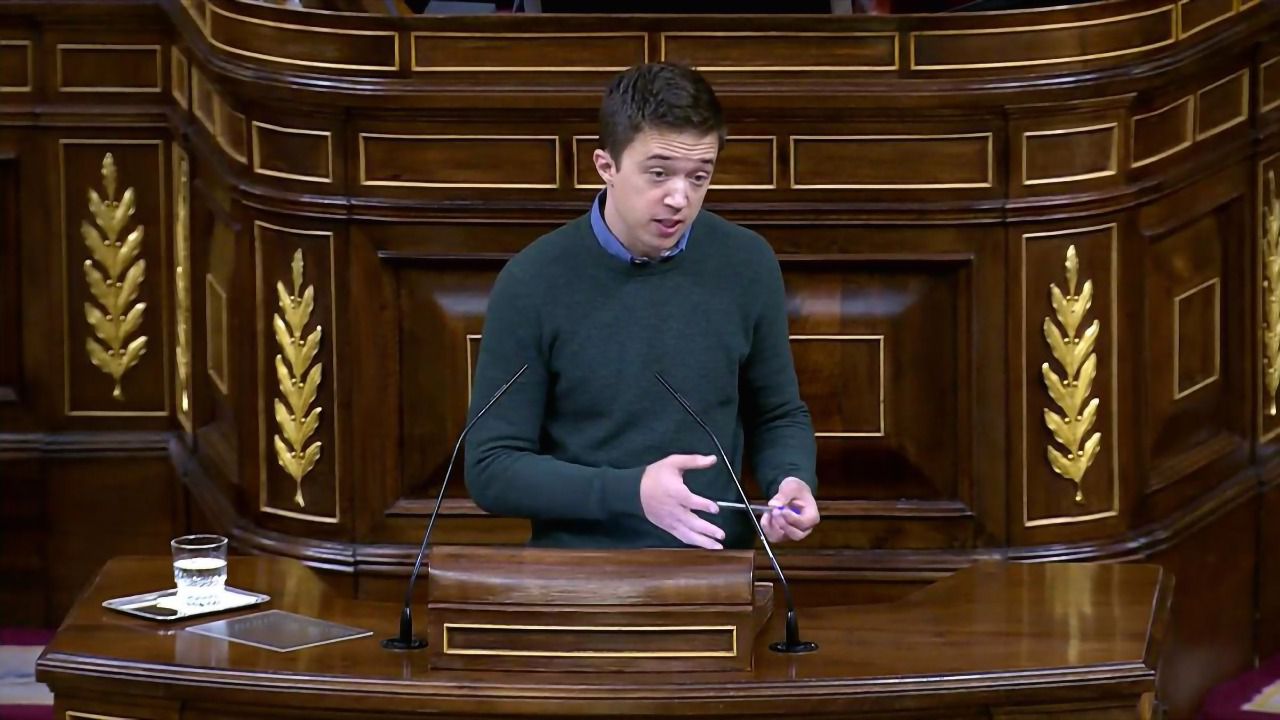 Iñigo Errejón desde la tribuna del Hemiciclo