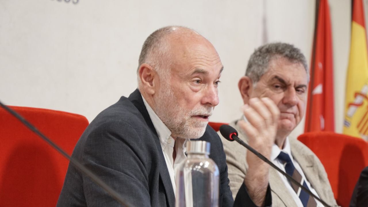 Doctor Víctor Pérez Solá, ex presidente Sepsm. (Foto: Roberto Alcolea)