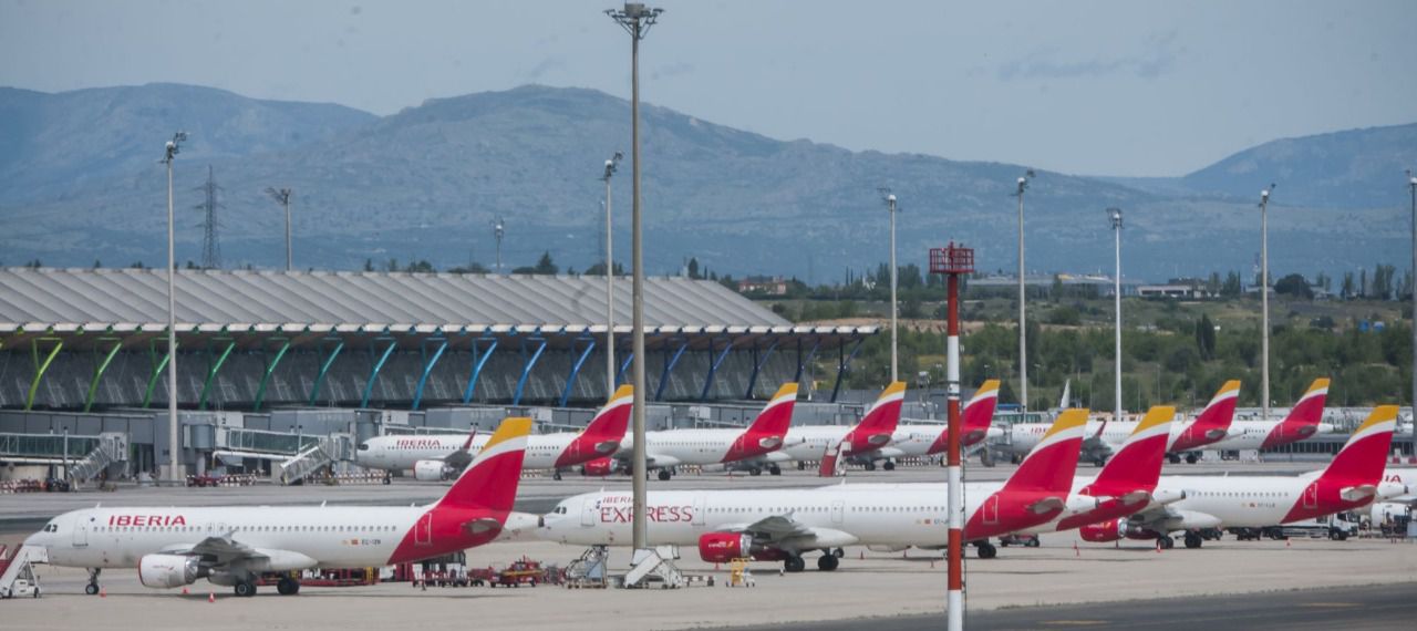 Aviones aparcados en el Aeropuerto de Barajas durante la pandemia de la Covid-19 (Foto: Chema Barroso)
