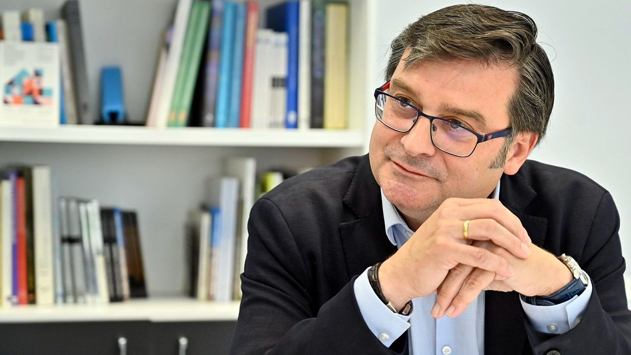 Álvaro González en un momento de la entrevista con Madridiario. Foto: Chema Barroso.