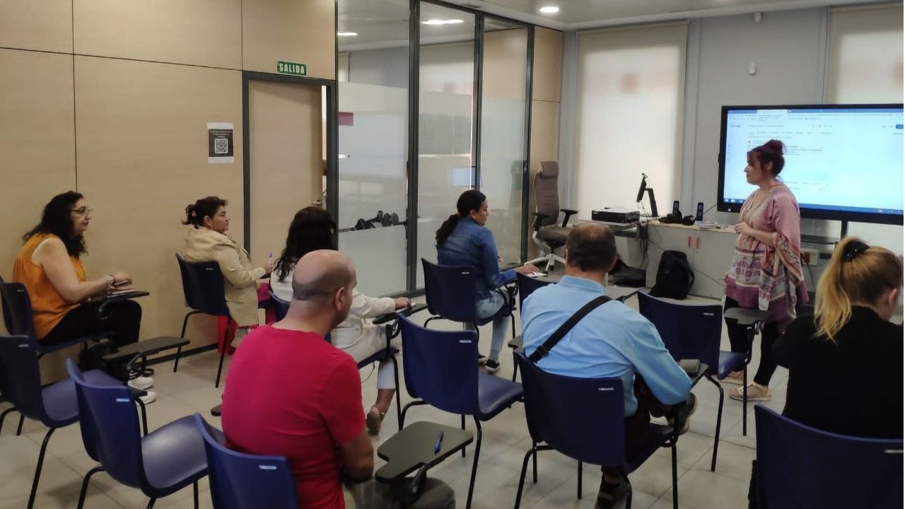 Taller de Comunicación Eficaz para las entrevistas (Foto: Fravm)