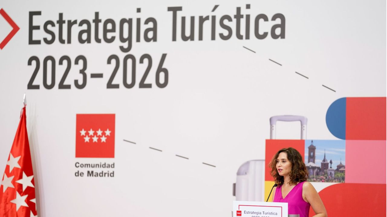 Ayuso presenta su estrategia turística regional en la Real Casa de Correos (Foto: Comunidad de Madrid)