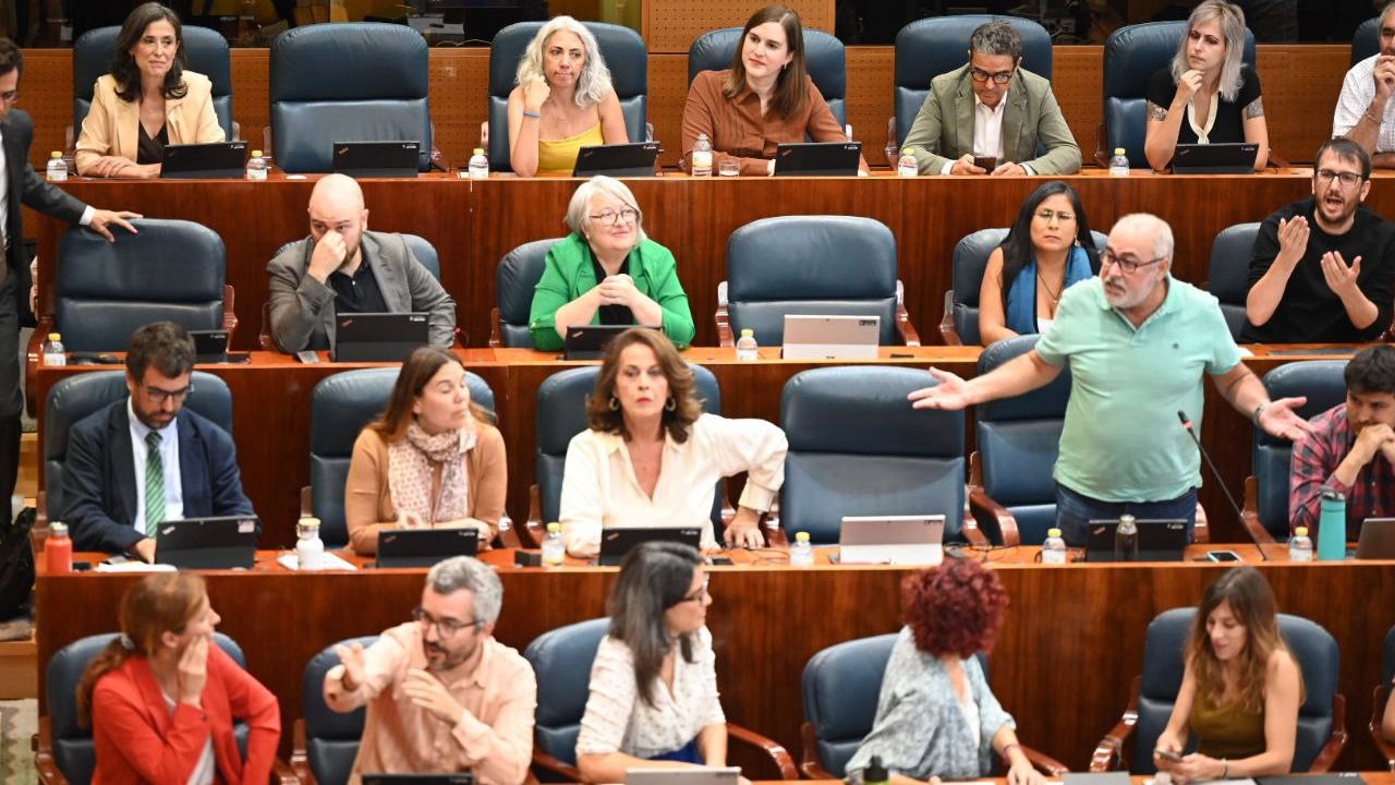Discusión durante el Pleno (Foto: Chema Barroso)