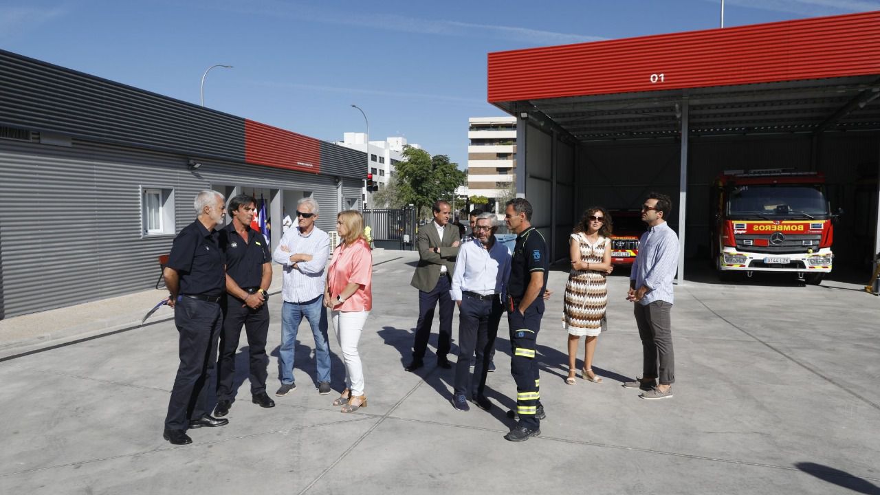 Inma Sanz durante la inauguración del parque provisional de Bomberos en Arroyofresno. Foto: Ayuntamiento de Madrid