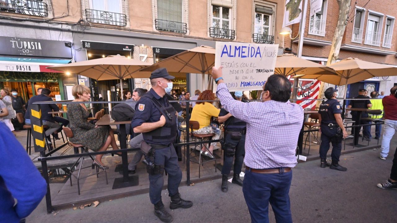 Protestas vecinales contra el ruido de las terrazas en Madrid. Foto: Chema Barroso